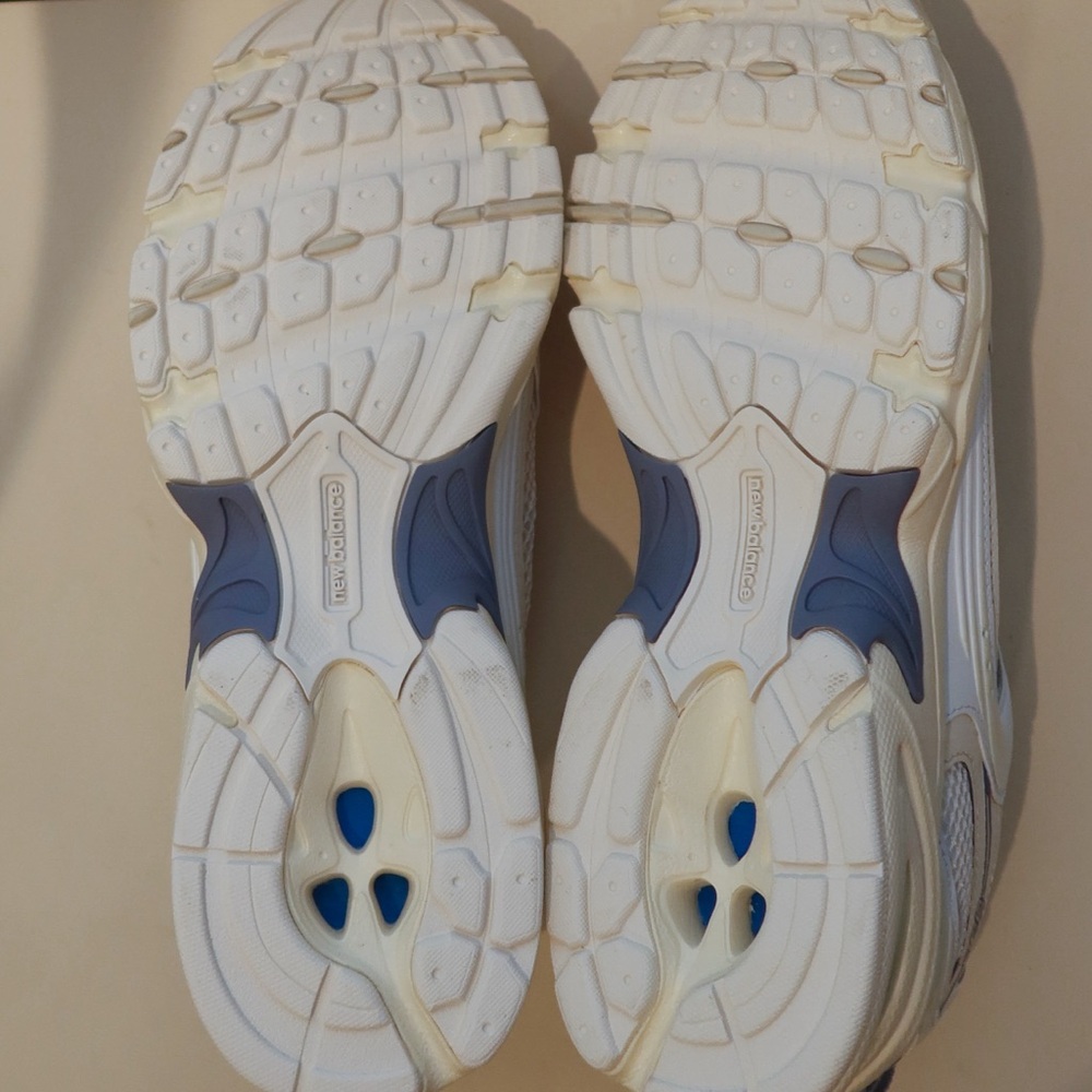 New Balance 530 Sneakers – Women’s Size 10 – Angora/Dusk Shower/Ice Blue NWOT - Picture 4 of 7